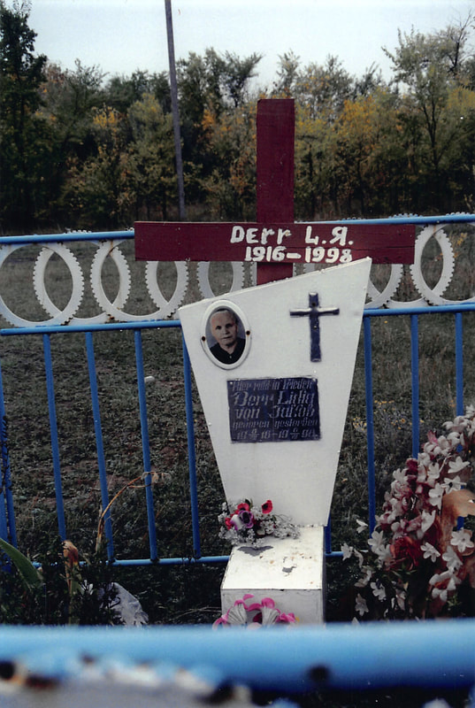 The grave marker of Lidia Derr