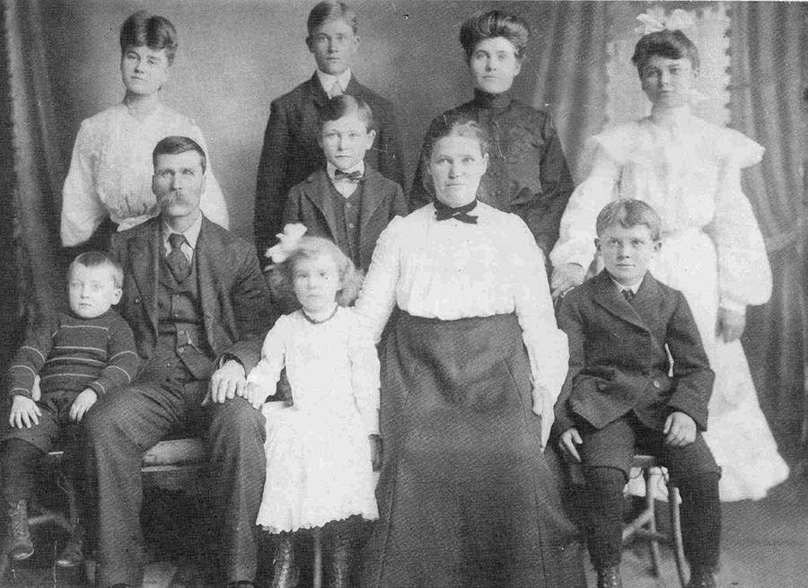The Phillip and Anna Lofink family.