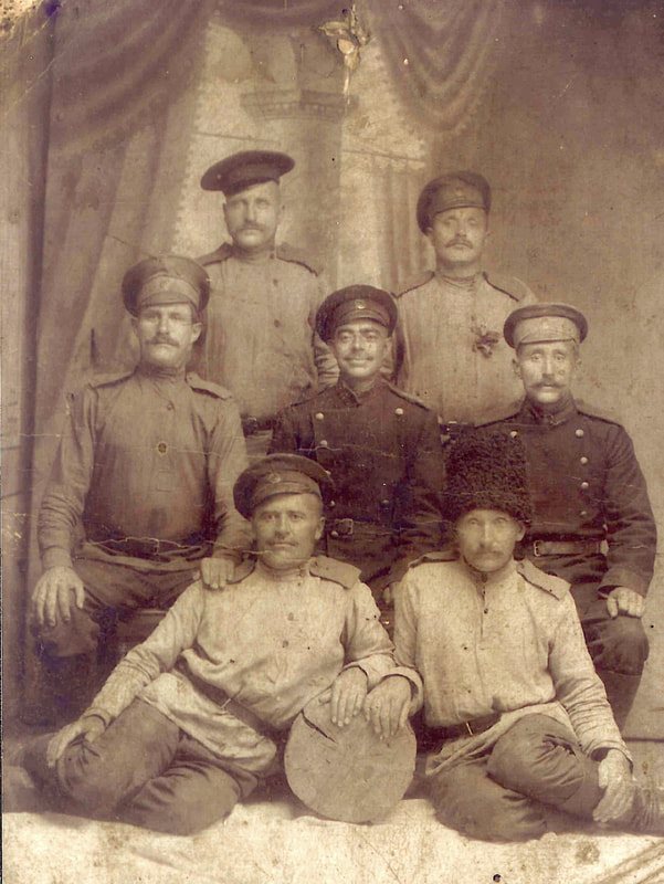 Shown in the center of this group of Russian soldiers is Heinrich Reich, born 14 Apr 1867 in Norka. Source: Ruben Reich. Can you identify anyone else?